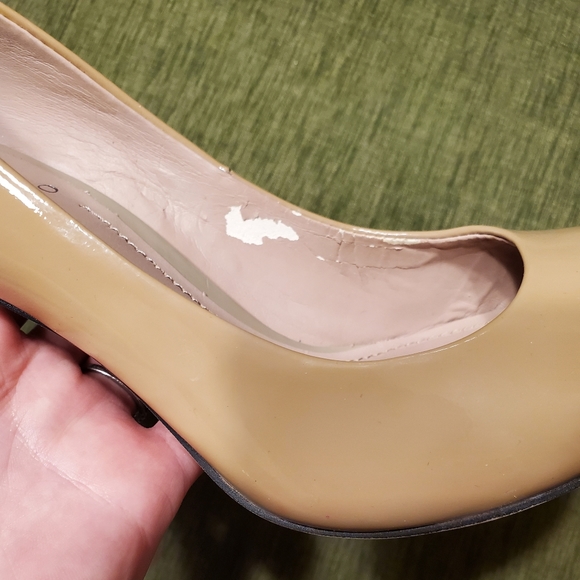 Vince Camuto round toe Elanie patent leath… - Picture 8 of 10